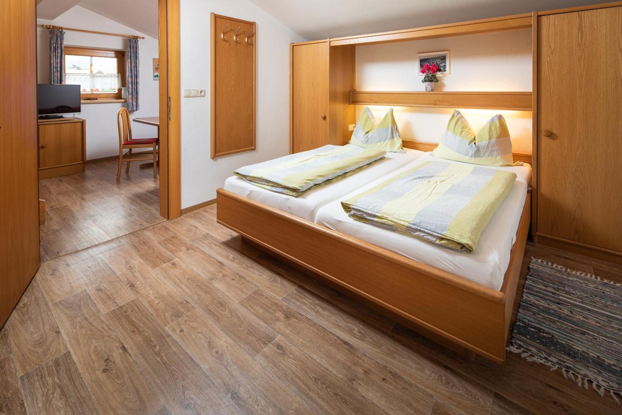 Apartment Wanger Neukirchen am Großvenediger Eksteriør billede